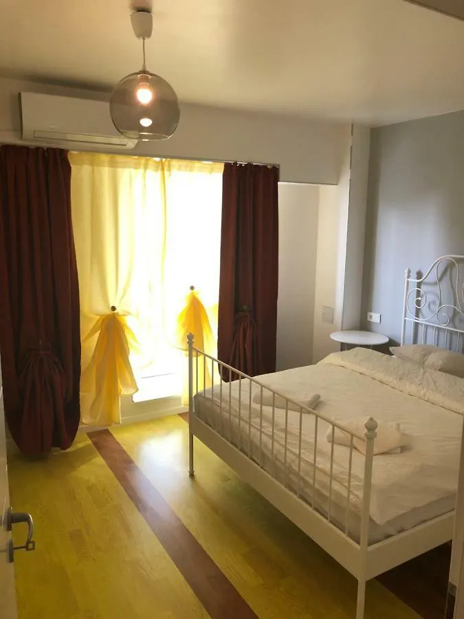Green Apartment 6 布加勒斯特